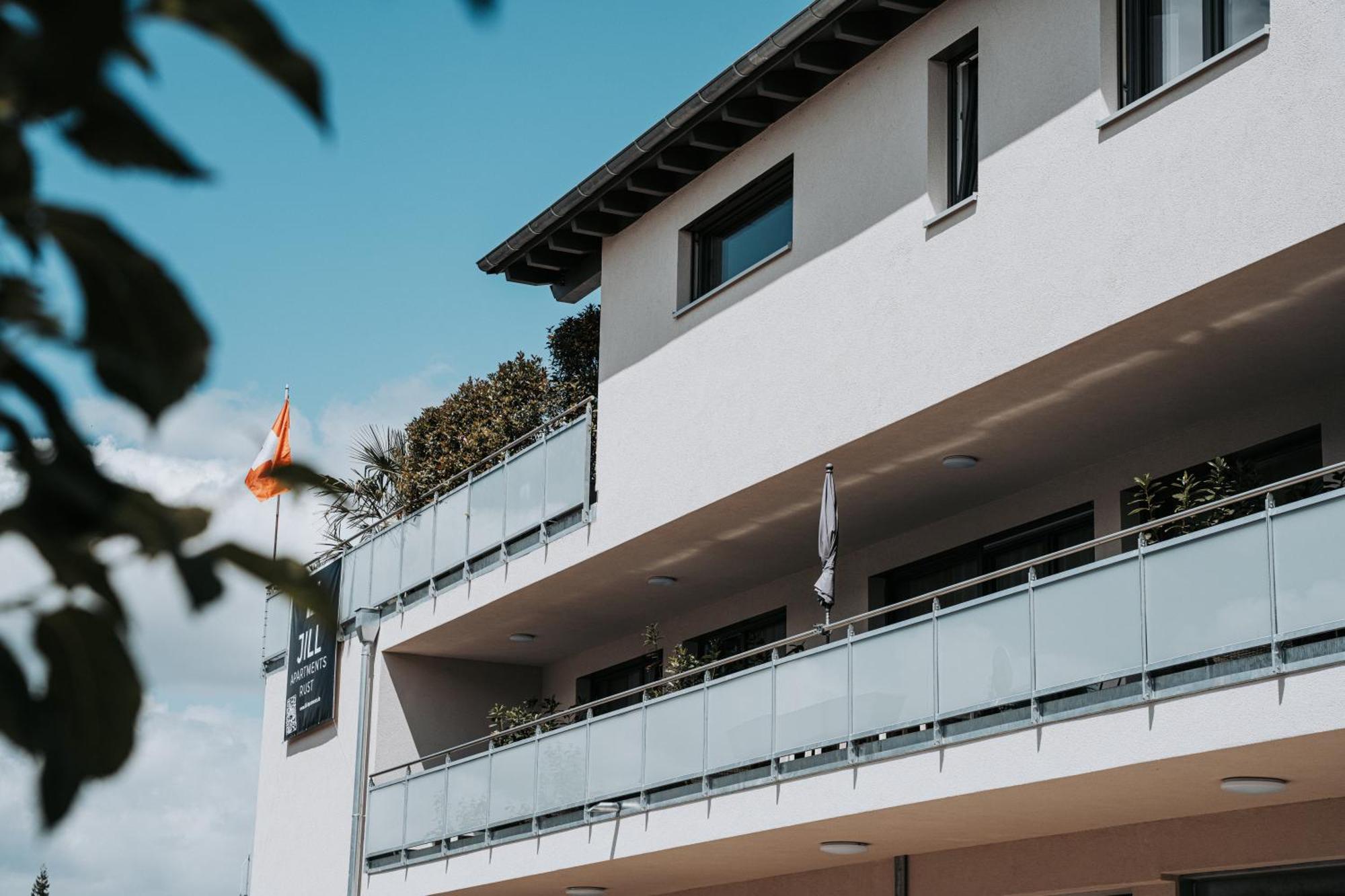 Jill Apartments Rust Bagian luar foto